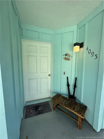 a close view of sink