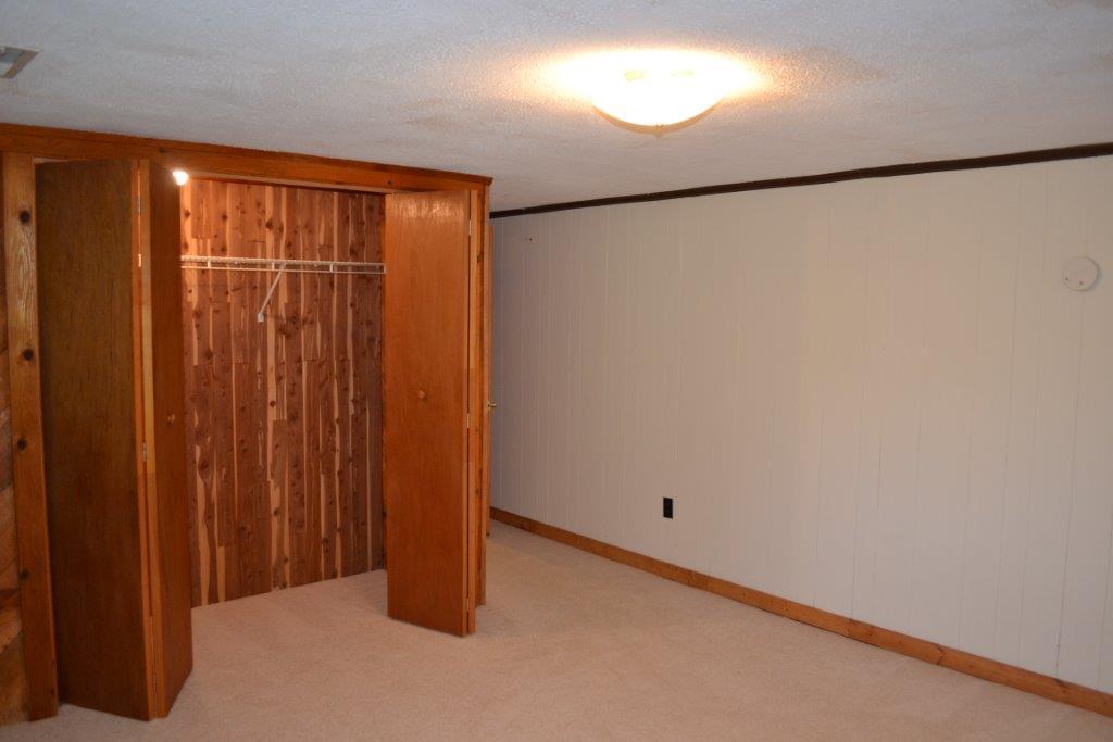 6141 Timber Bridge Road Roanoke, VA 24018 - Photo 27 of 35 DSC_0271