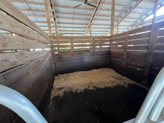 2141 B Road, Unit STALLS Loxahatchee Groves, FL 33470 - Photo 5 of 13 IMG_4345