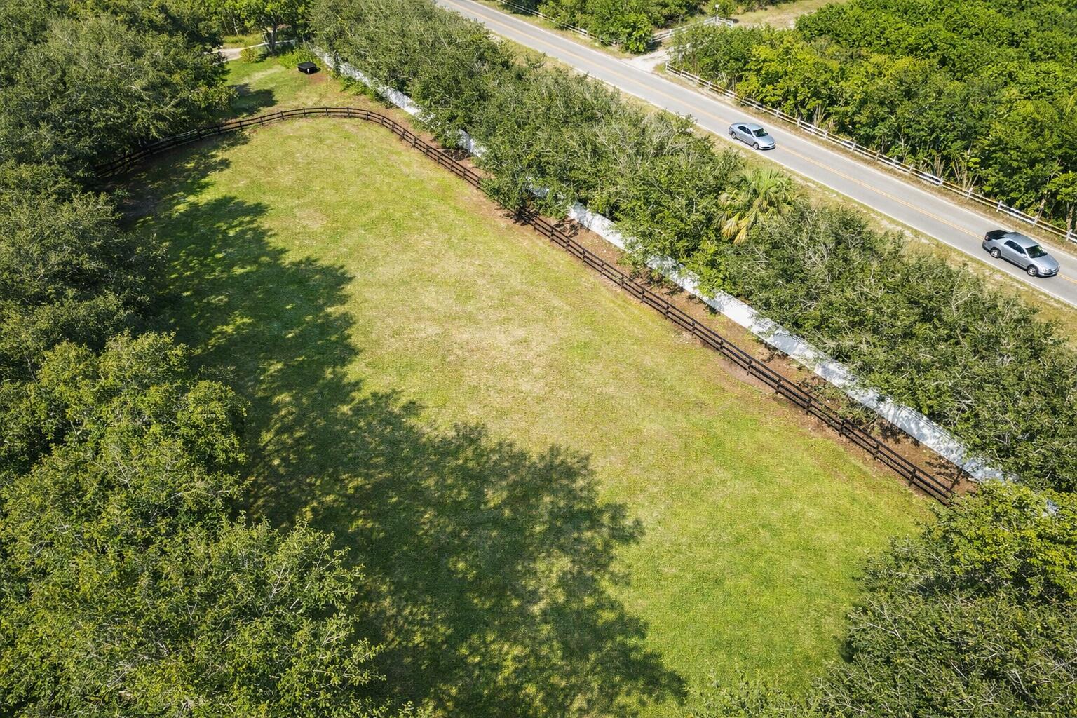 2141 B Road, Unit STALLS Loxahatchee Groves, FL 33470 - Photo 9 of 13 4 (3)