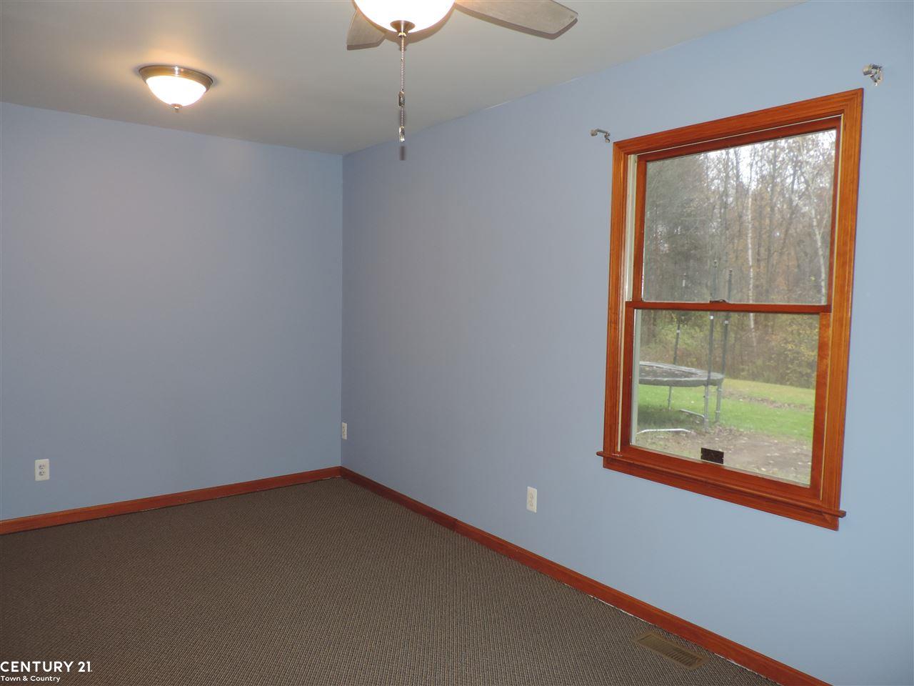 1633 Hazel Road Columbus, MI 48063 - Photo 10 of 20