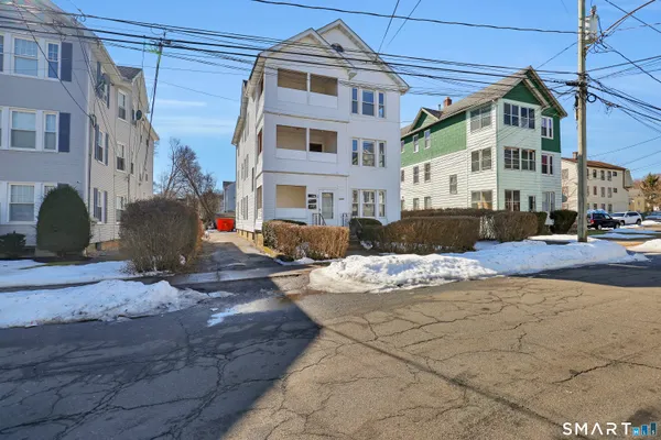 $1,900 | 23 Day Street, Unit 3, New Britain, CT 06051