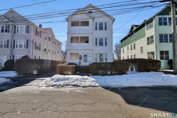 $1,900 | 23 Day Street, Unit 3, New Britain, CT 06051