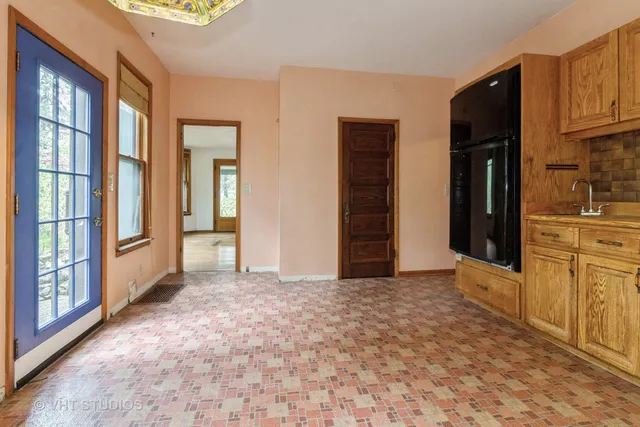 $449,999 | 300 North River Road, Naperville, IL 60540