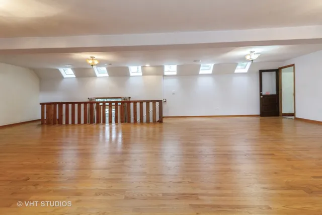 $449,999 | 300 North River Road, Naperville, IL 60540