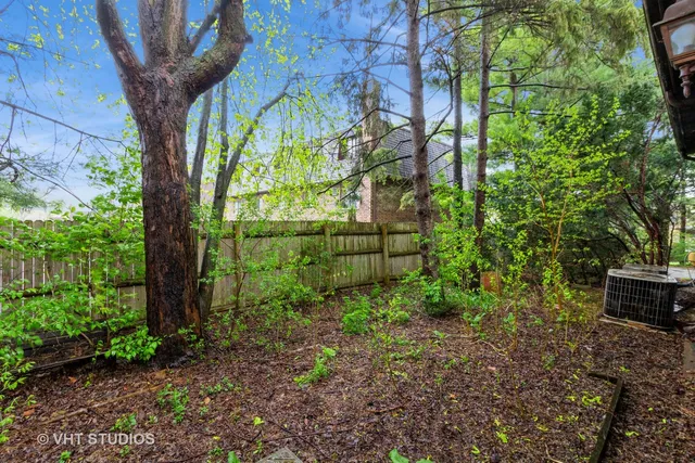 $449,999 | 300 North River Road, Naperville, IL 60540