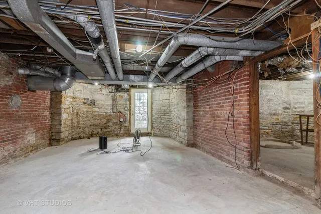 $449,999 | 300 North River Road, Naperville, IL 60540