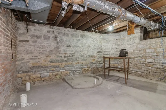 $449,999 | 300 North River Road, Naperville, IL 60540