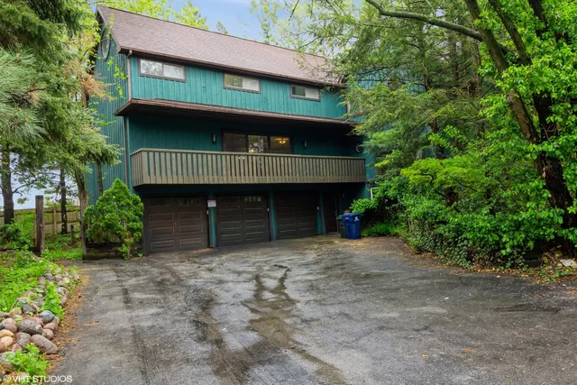 $449,999 | 300 North River Road, Naperville, IL 60540