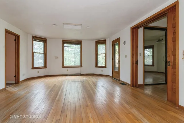 $449,999 | 300 North River Road, Naperville, IL 60540