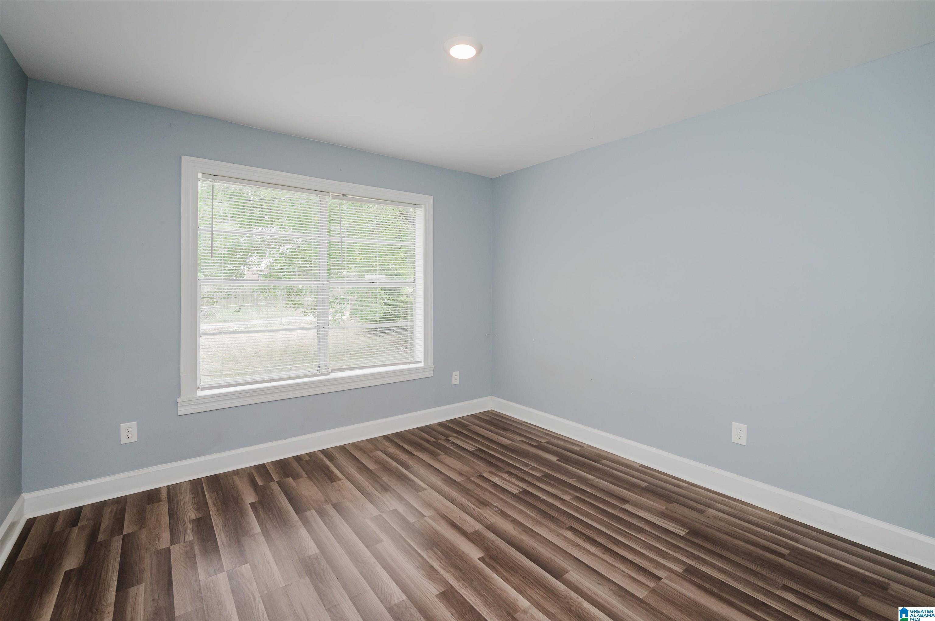 609 Valley Road Fairfield, AL 35064 - Photo 23 of 36