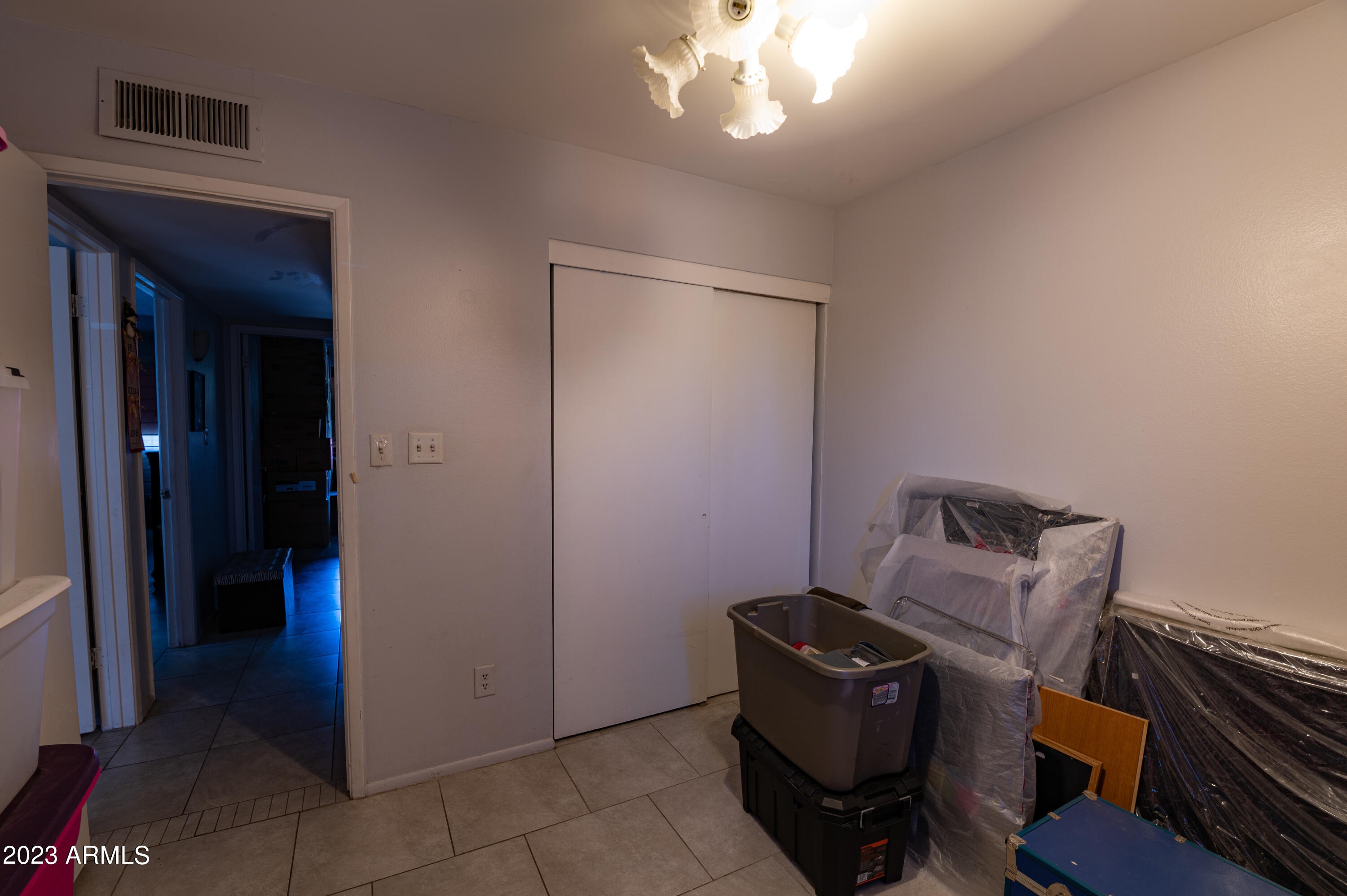 3838 West Redfield Road Phoenix, AZ 85053 - Photo 15 of 21 1.room1.2