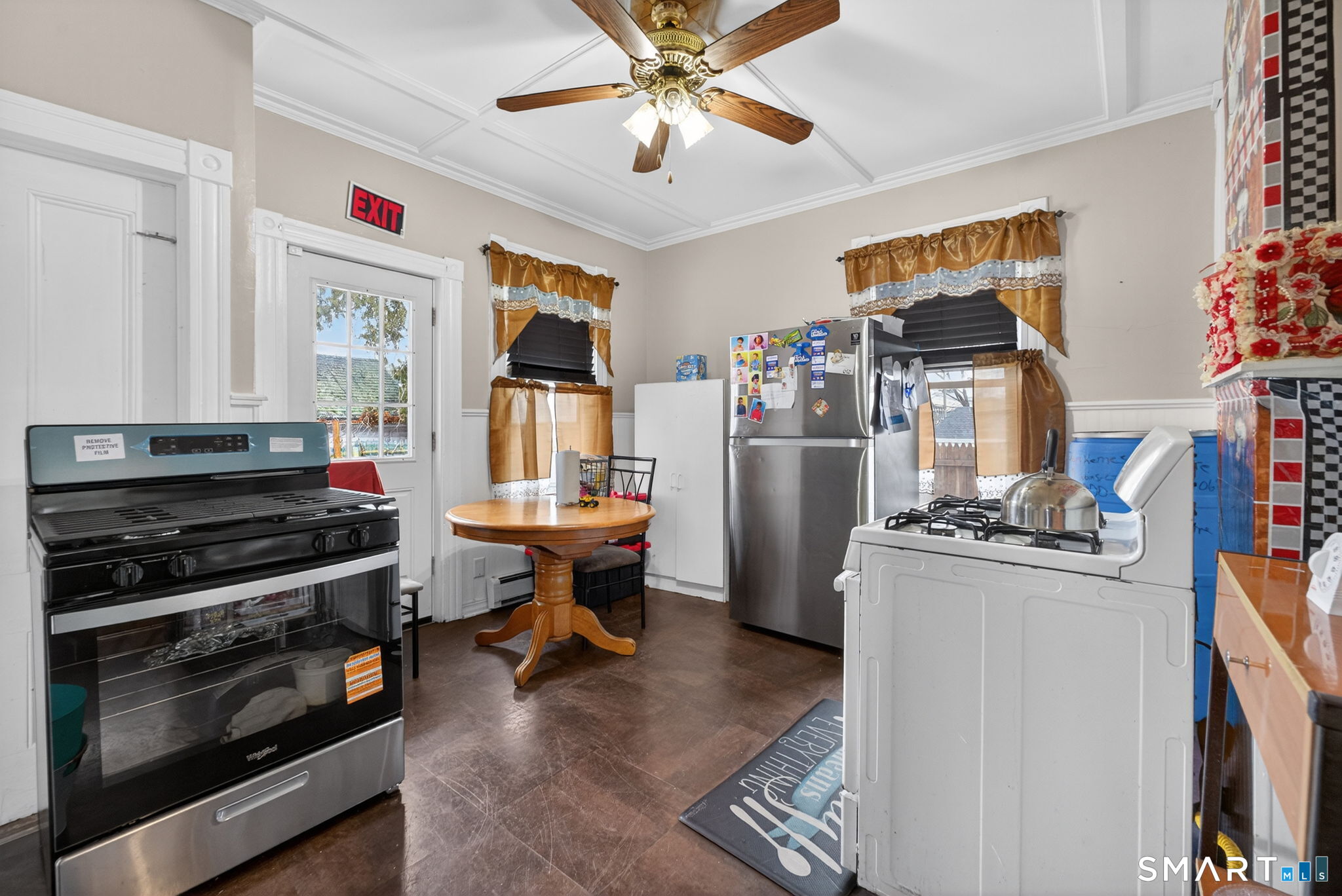 4 Robbins Court Norwich, CT 06360 - Photo 6 of 26 a kitchen with stainless steel appliances a stove a refrigerator and a refrigerator