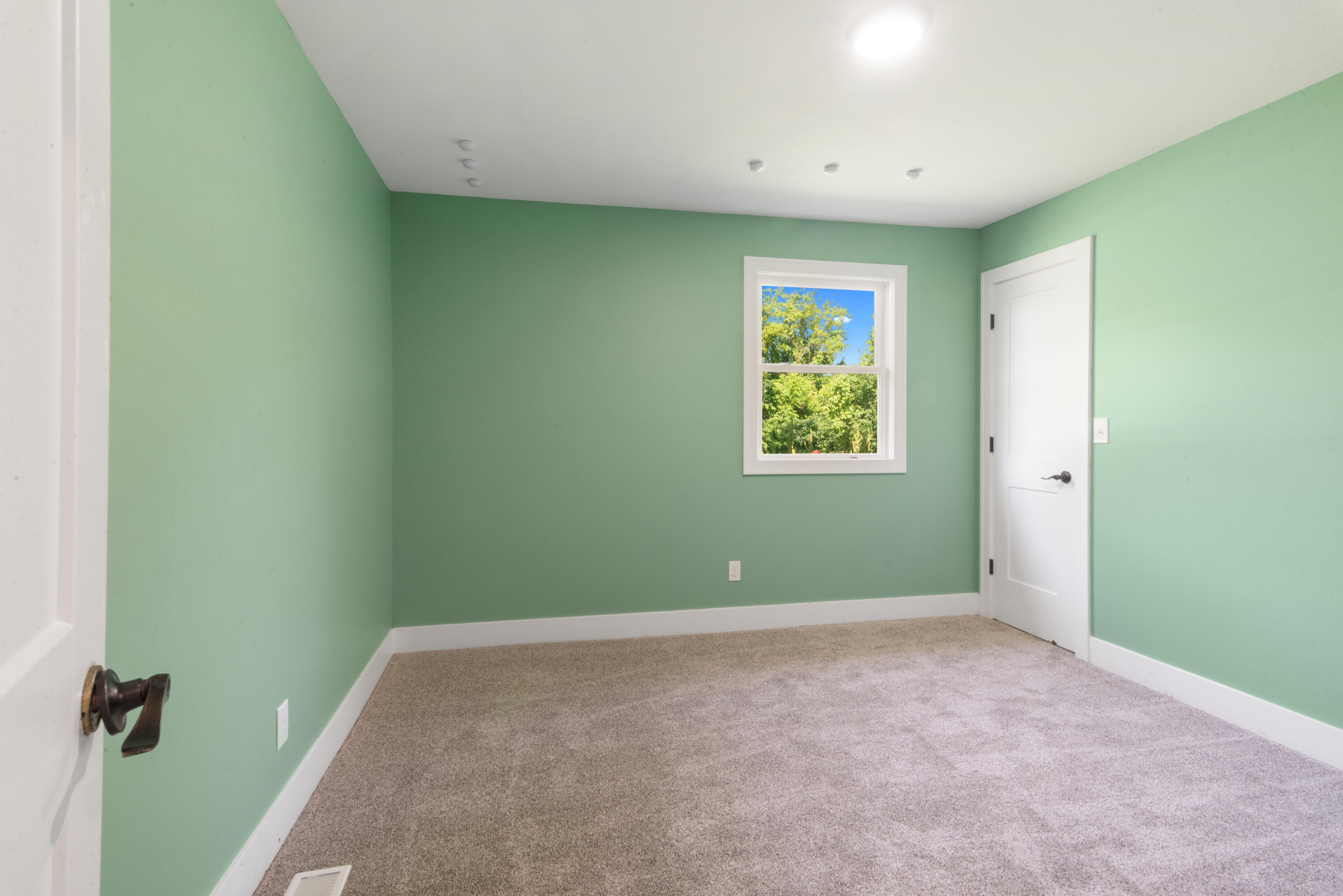 6750 Walters Road Clarkston, MI 48346 - Photo 12 of 25 12