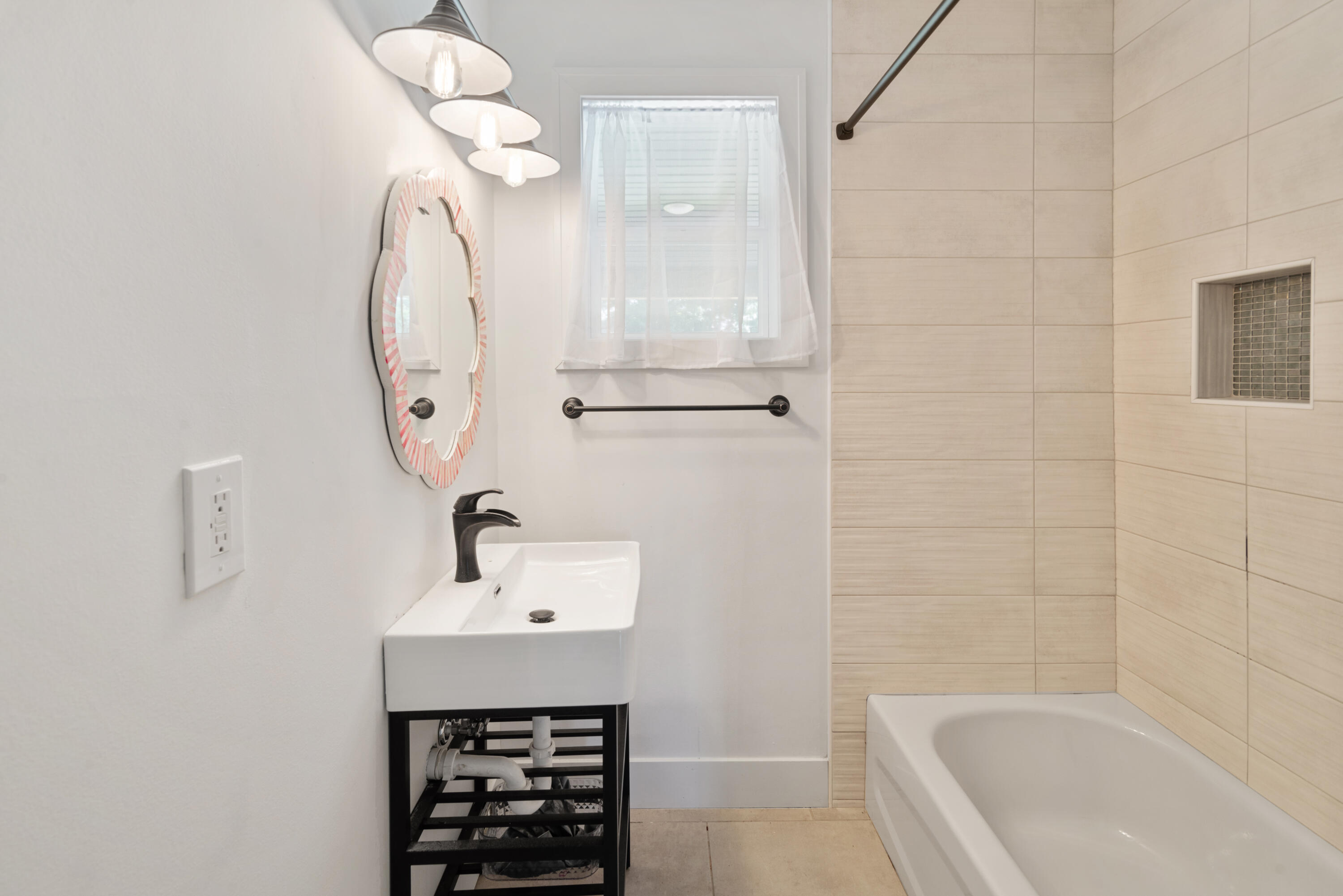 6750 Walters Road Clarkston, MI 48346 - Photo 19 of 25 19