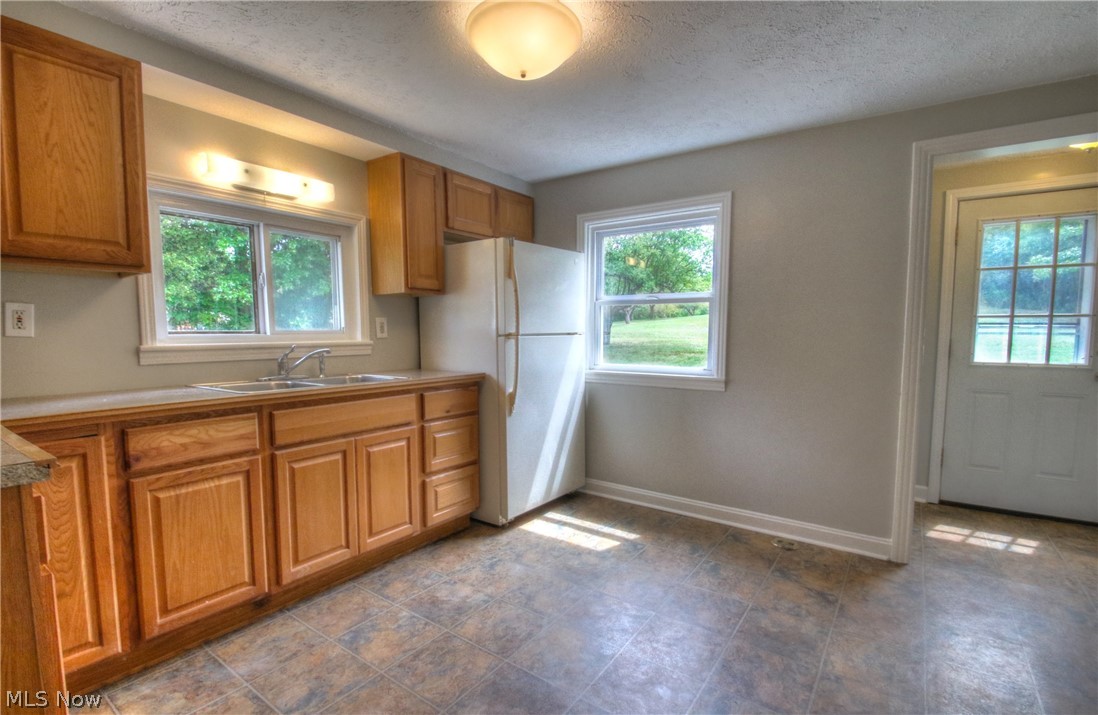 33801 Eddy Road Willoughby, OH 44094 - Photo 7 of 33