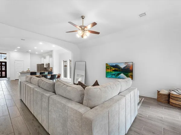 $3,000 | 24543 Songlark Bend Drive, Tomball, TX 77375