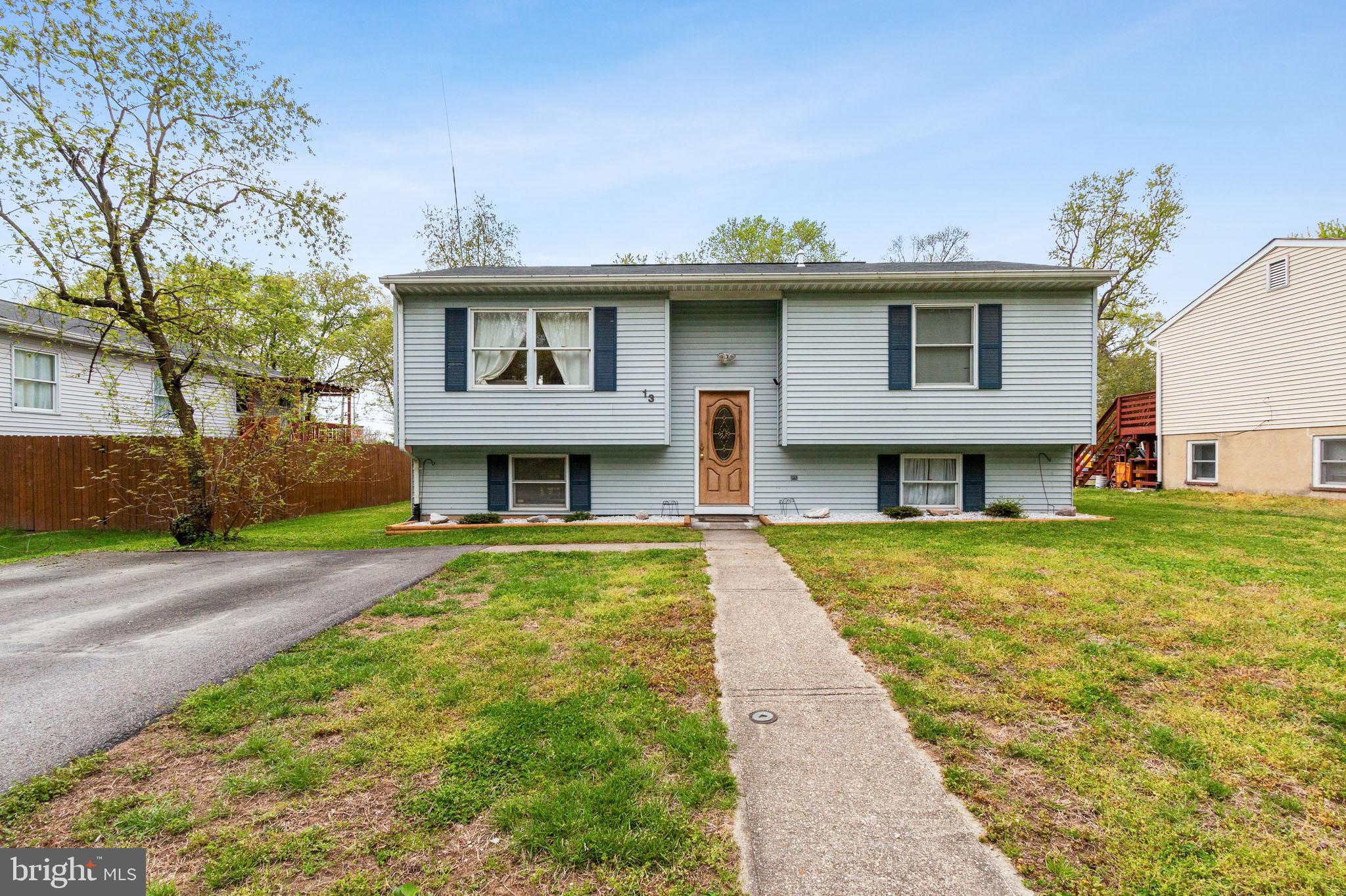 13 Bar Harbor Road Pasadena, MD 21122 - Photo 1 of 30 Gallery Image 1
