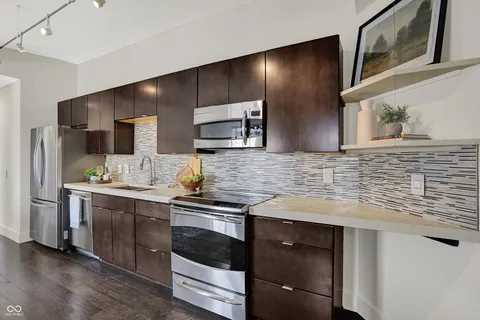 $268,000 | 825 North Delaware Street, Unit 4B, Indianapolis, IN 46204