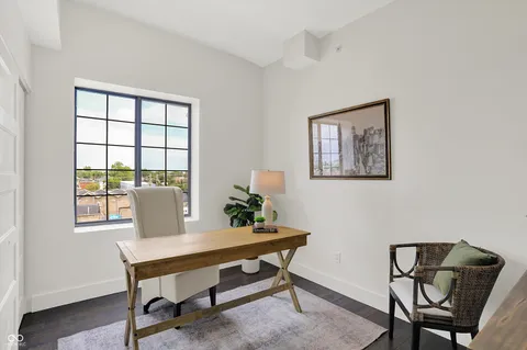 $268,000 | 825 North Delaware Street, Unit 4B, Indianapolis, IN 46204