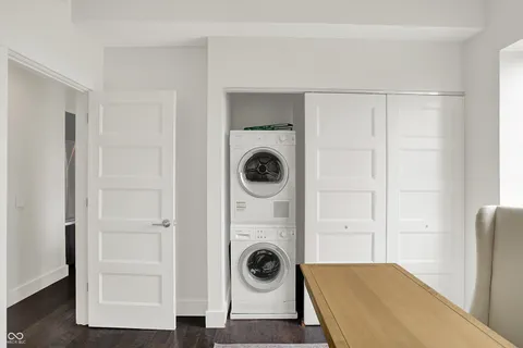 $268,000 | 825 North Delaware Street, Unit 4B, Indianapolis, IN 46204