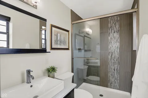 $268,000 | 825 North Delaware Street, Unit 4B, Indianapolis, IN 46204