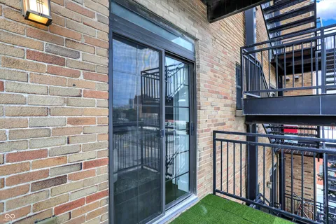 $268,000 | 825 North Delaware Street, Unit 4B, Indianapolis, IN 46204