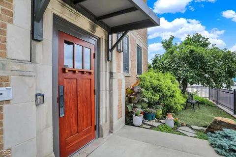 $268,000 | 825 North Delaware Street, Unit 4B, Indianapolis, IN 46204