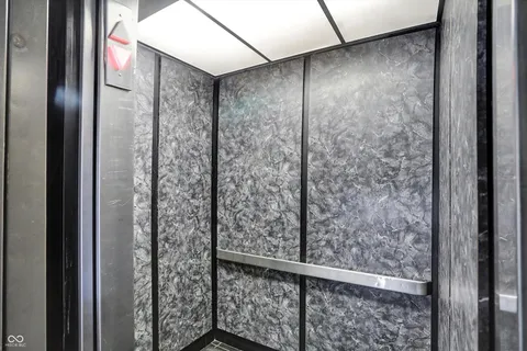 $268,000 | 825 North Delaware Street, Unit 4B, Indianapolis, IN 46204