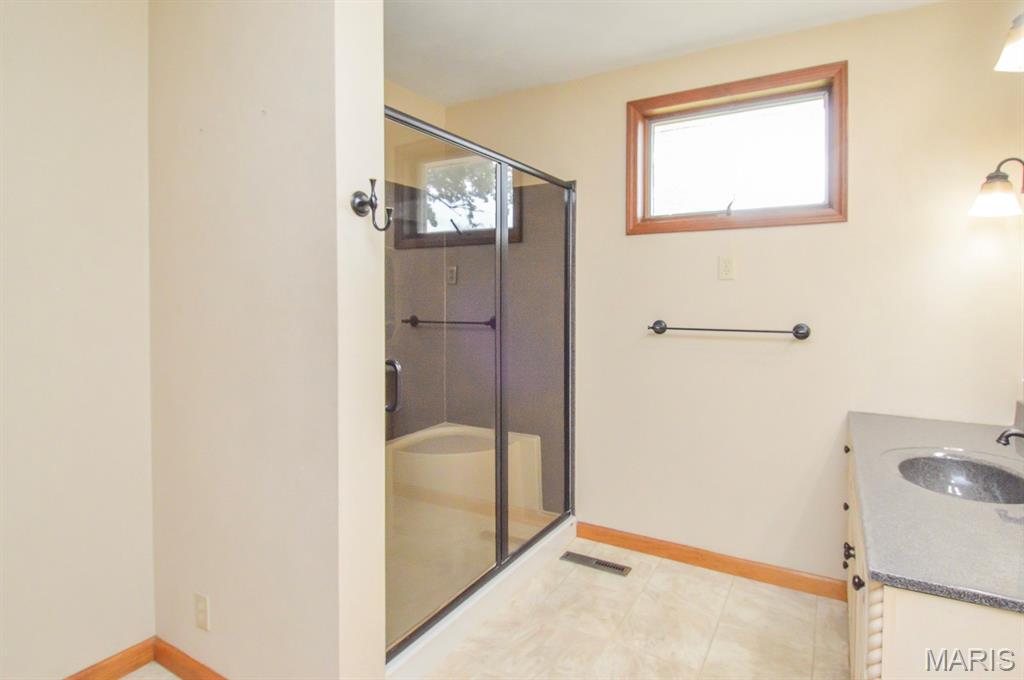 2430 Beckmann Road Lenzburg, IL 62255 - Photo 26 of 54