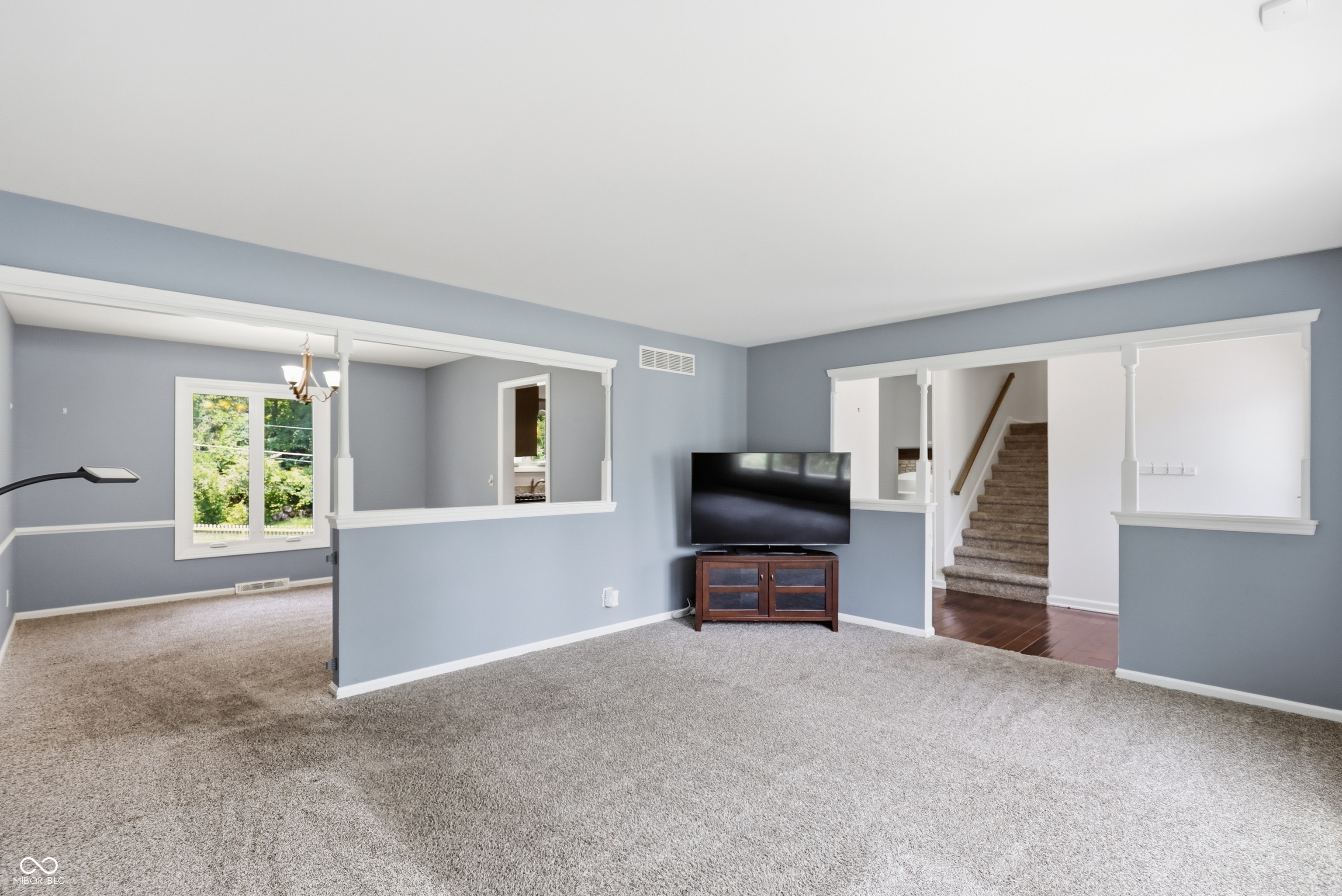 1040 Ridge Court Carmel, IN 46033 - Photo 8 of 65