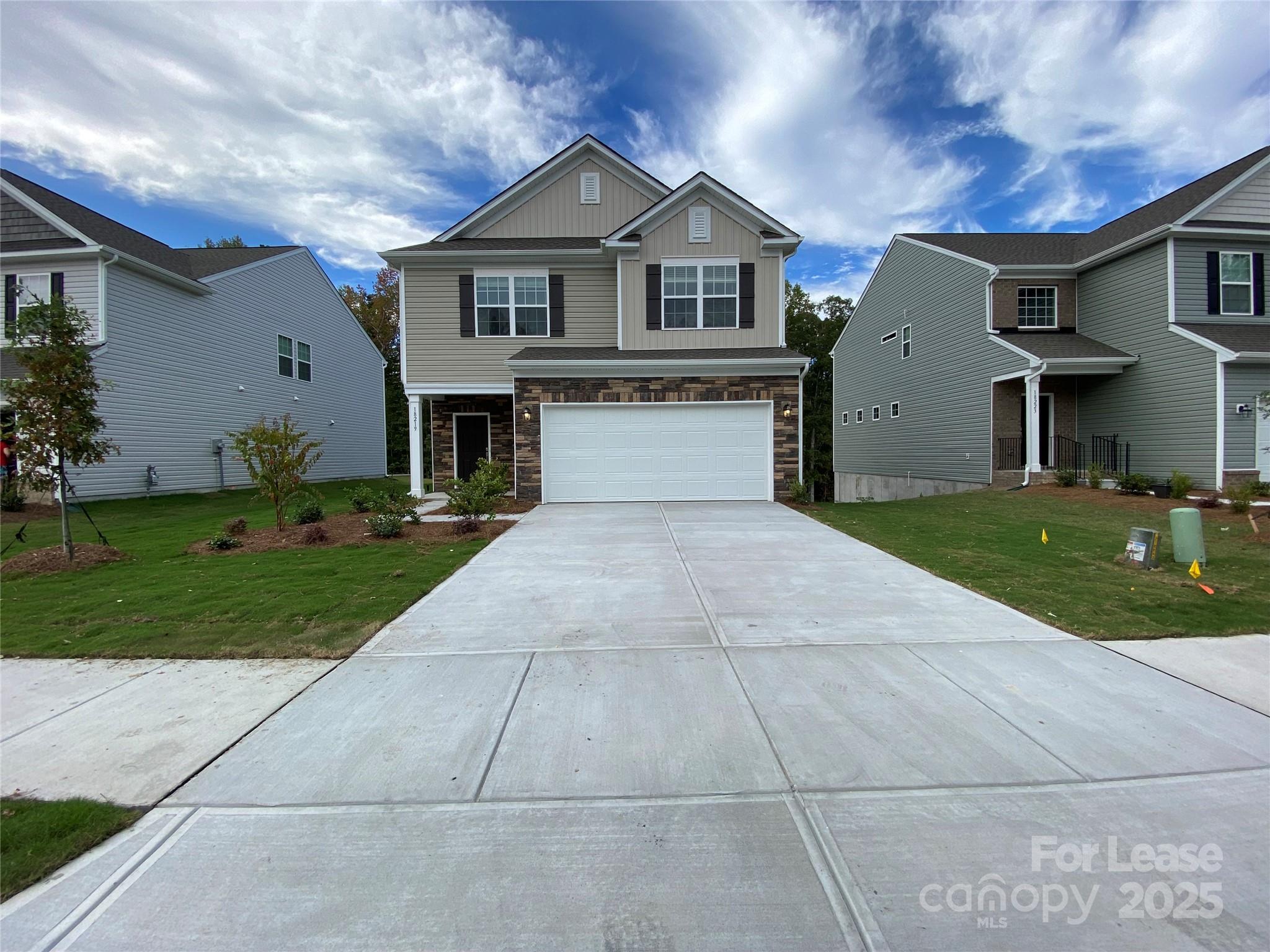 18219 Stark Way Charlotte, NC 28278 - Photo 41 of 42 front view of a house with a yard