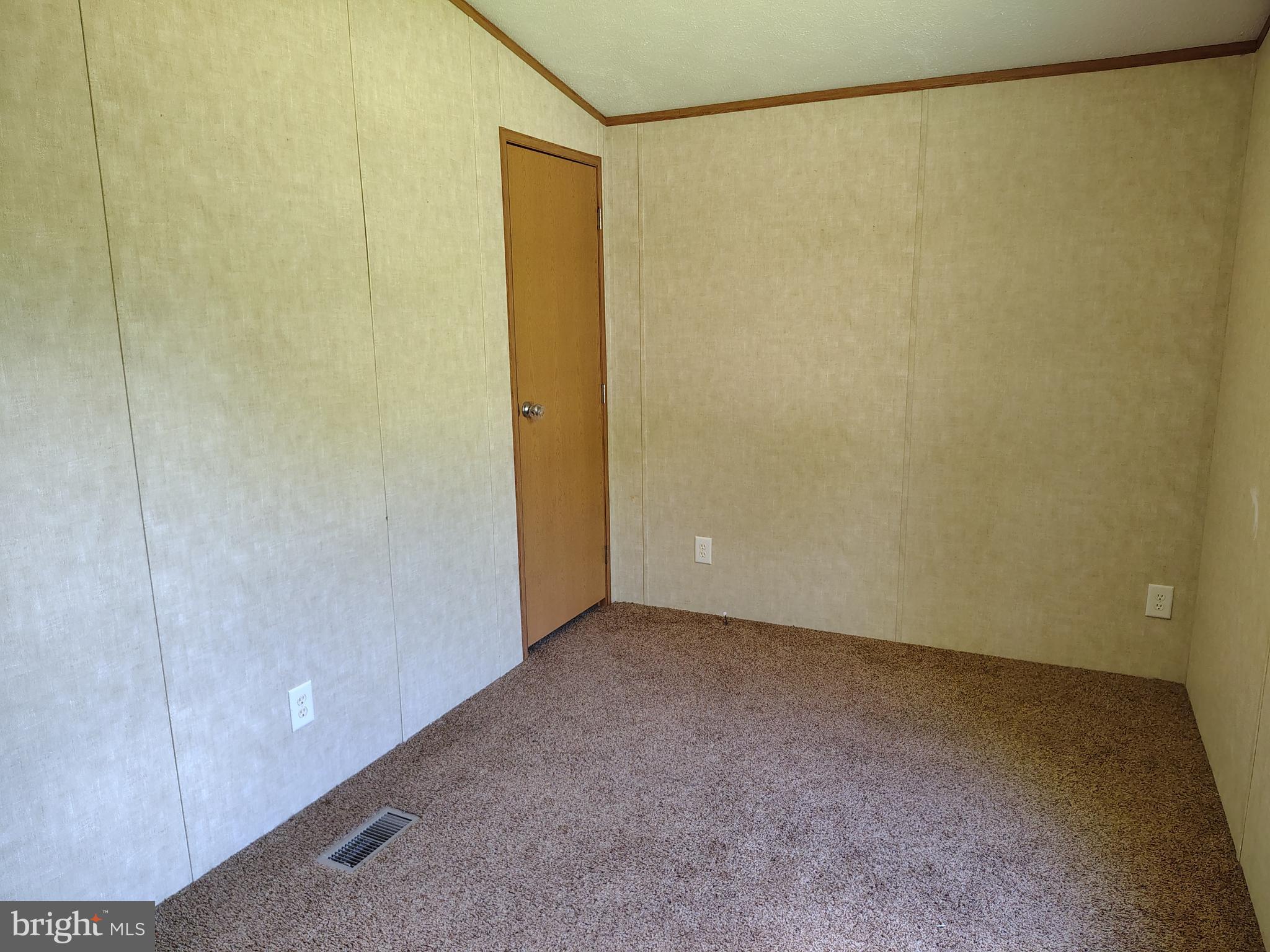 1050 Creek Rd. Port Royal, PA 17082 - Photo 19 of 33