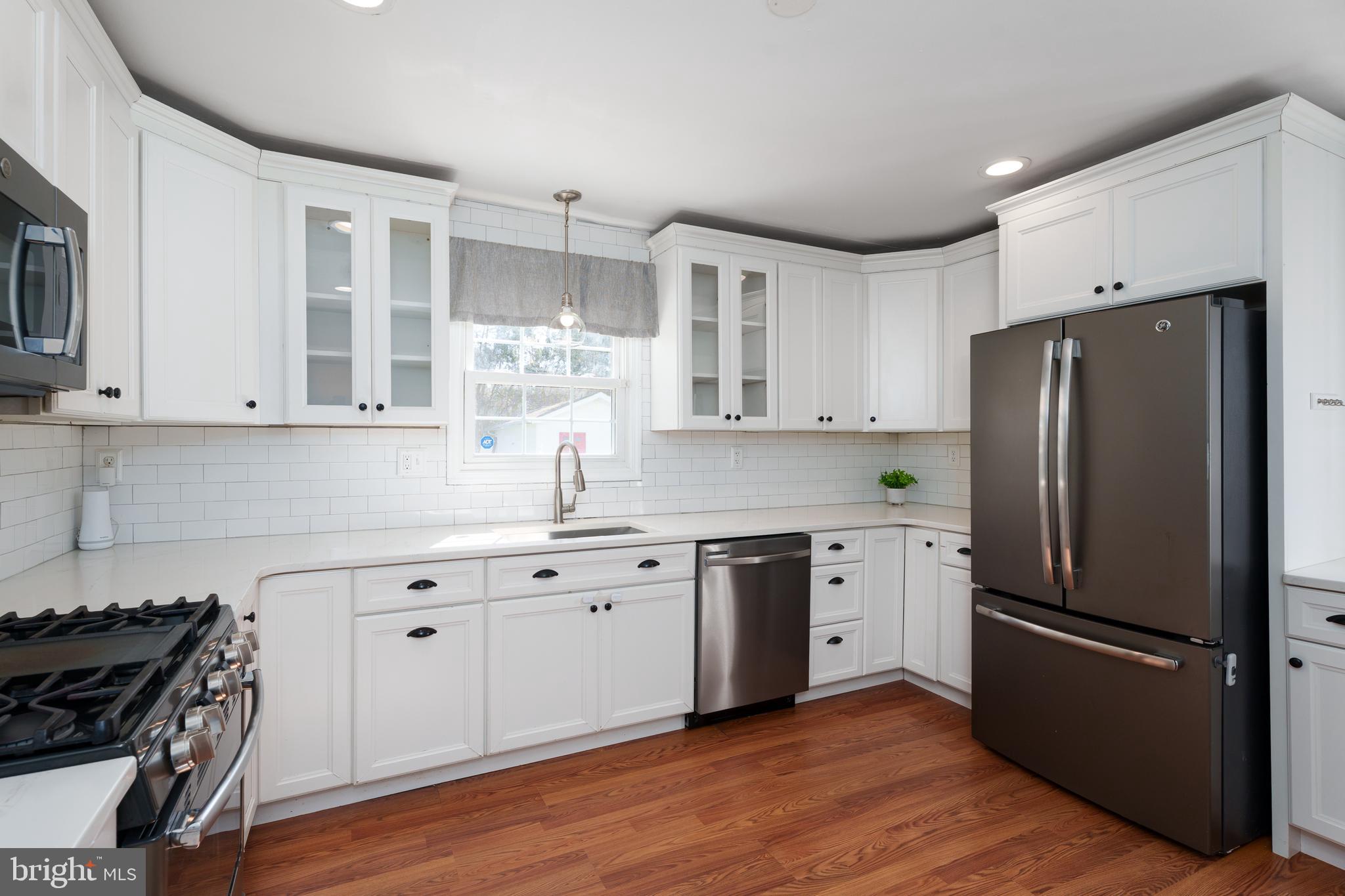 216 Rutgers Avenue Hamilton, NJ 08619 - Photo 12 of 27