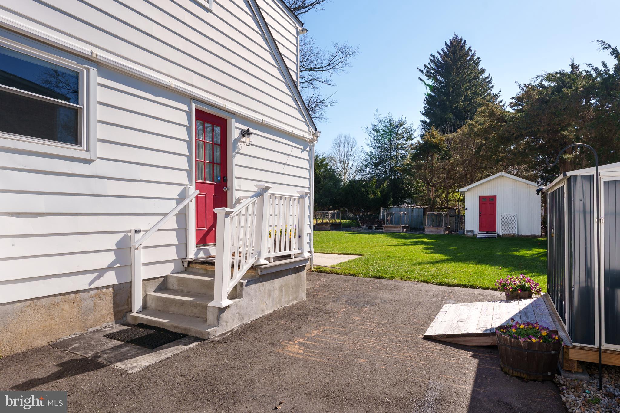 216 Rutgers Avenue Hamilton, NJ 08619 - Photo 3 of 27