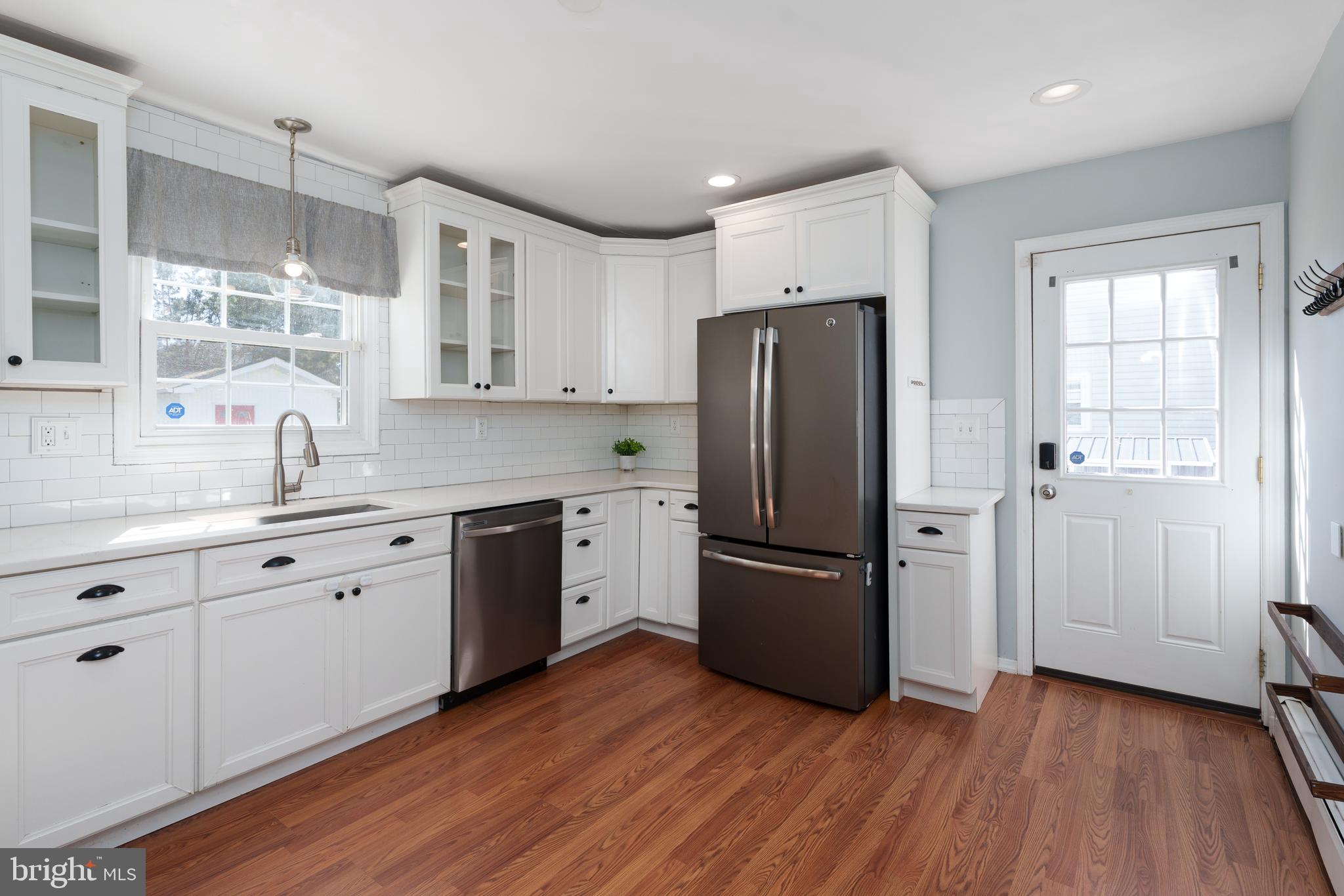 216 Rutgers Avenue Hamilton, NJ 08619 - Photo 10 of 27