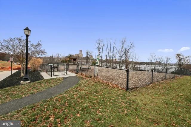 a car parked in front of a building
