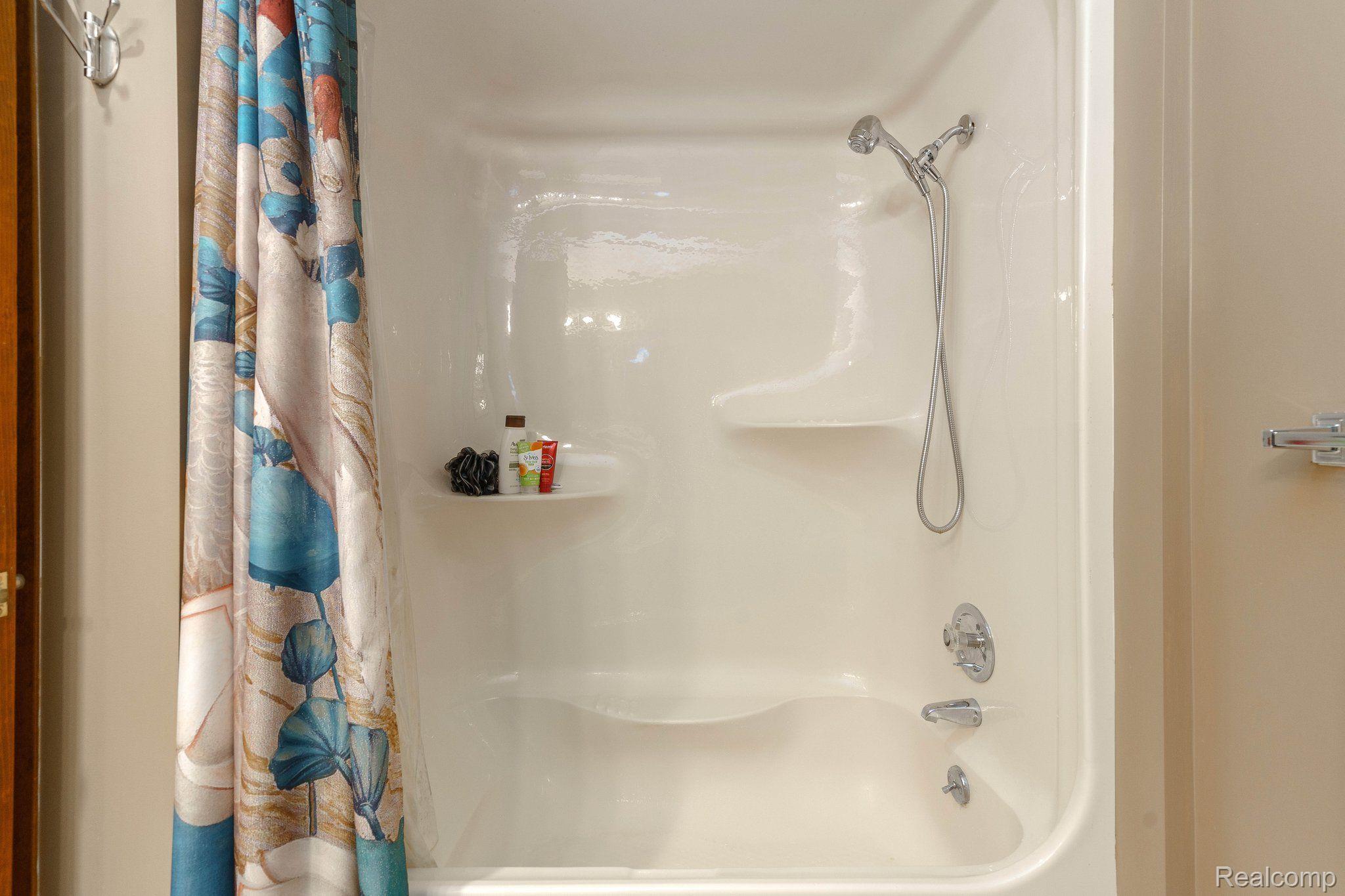 1375 Dutton Road Rochester, MI 48306 - Photo 50 of 55 Gallery Image 50