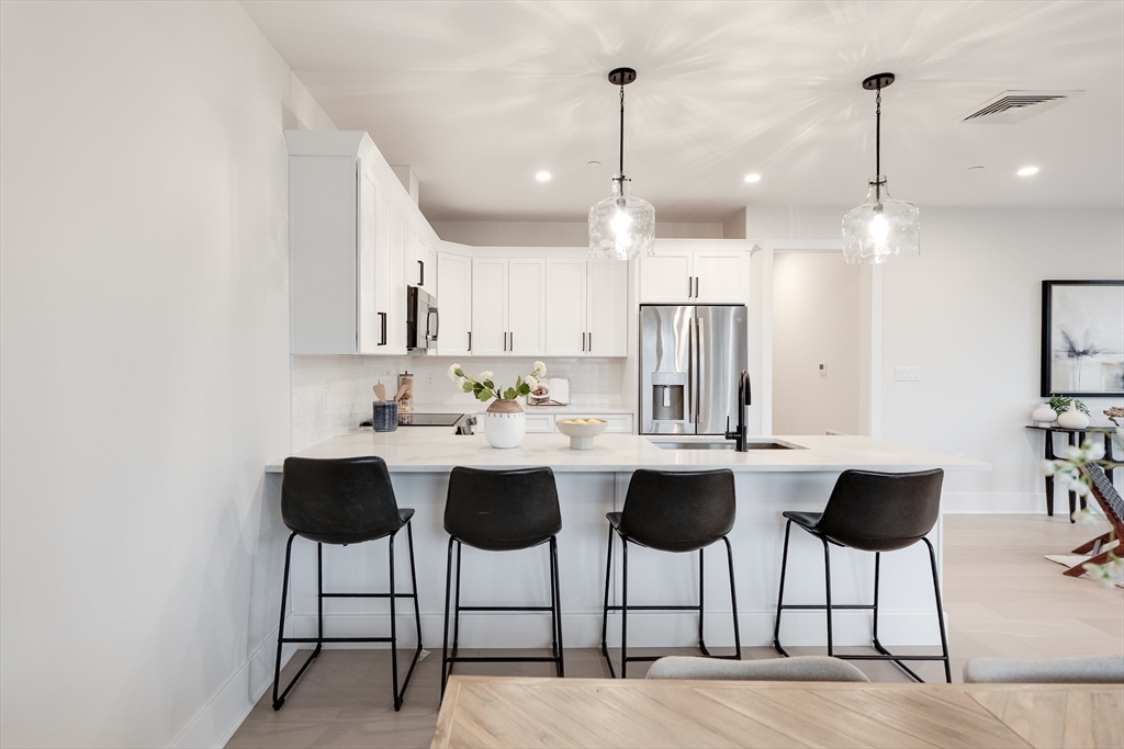 62 Foundry Street, Unit 402 Wakefield, MA 01880 - Photo 3 of 18