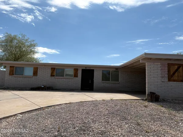 $1,575 | 3110 South Portia Avenue, Tucson, AZ 85730