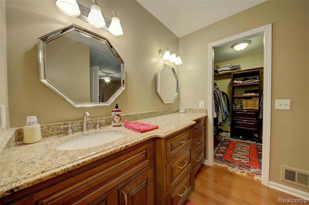 1161 Pine Ridge Court, Unit 143 Rochester Hills, MI 48306 - Photo 25 of 45