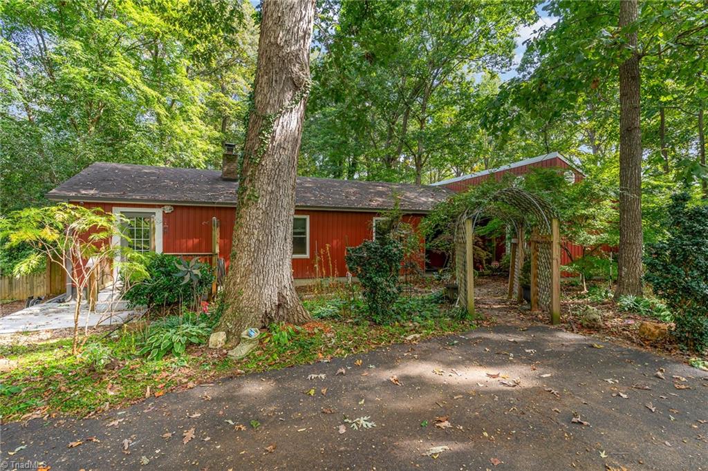4019 Ebert Road Winston-Salem, NC 27127 - Photo 3 of 30 Gallery Image 3