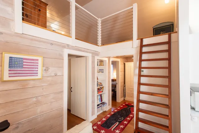 $1,675,000 | 16 H Milestone Road, Unit 8 DIONIS, Nantucket, MA 02554