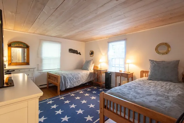$1,650,000 | 16 H Milestone Road, Unit 8 DIONIS, Nantucket, MA 02554