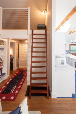 $1,675,000 | 16 H Milestone Road, Unit 8 DIONIS, Nantucket, MA 02554