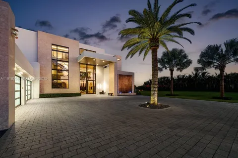 $59,950,000 | 1107 Hillsboro Mile, Hillsboro Beach, FL 33062