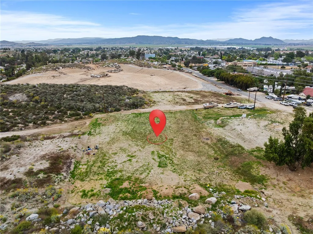 0 Kruse Perris, CA 92570 - Photo 9 of 14 a view of a city