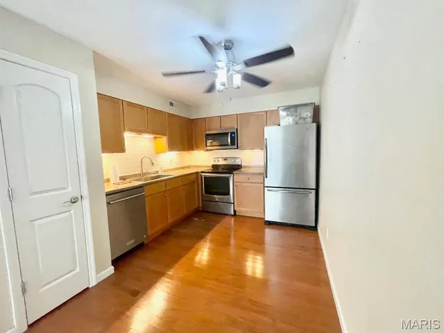 $179,000 | 9218 Bent Pine Court, Unit H, St. Louis, MO 63126
