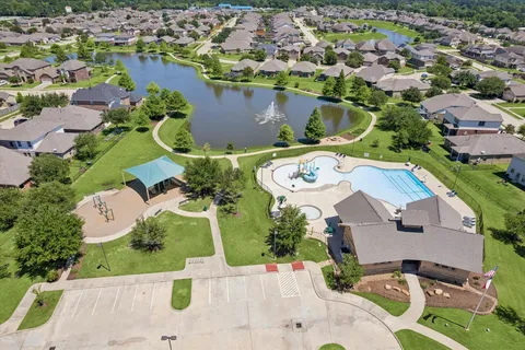 $305,000 | 15310 Sableton Crest Lane, Cypress, TX 77429