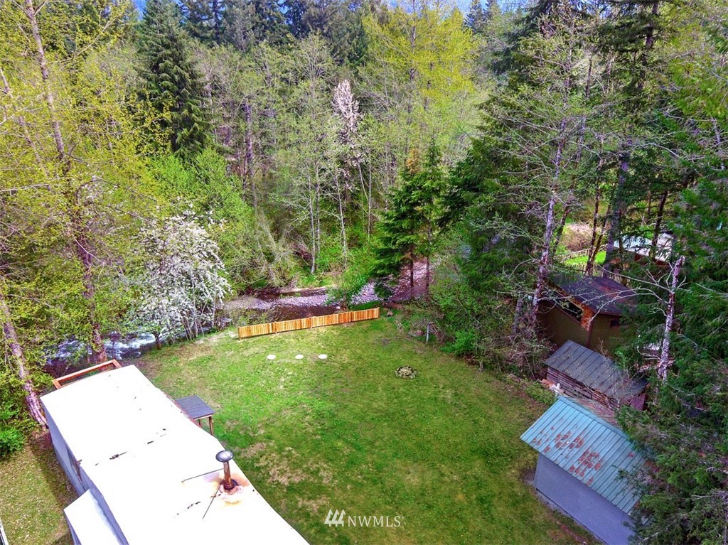 292 Osborn Road Ashford, WA 98304 - Photo 2 of 25 Gallery Image 2